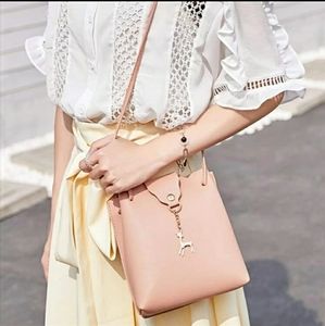 NEW Pink Vegan Leather‎ Reindeer Charm Shoulder Bucket Bag - P11G